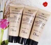 Dior凝脂無瑕防護粉底液020自然色 解析正品批發的優勢與選購指南